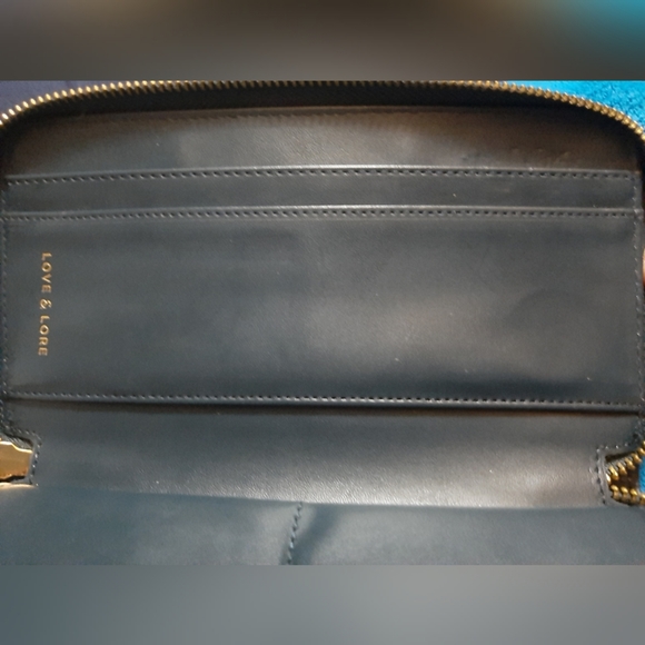 Love & Lore wallet - Picture 3 of 6